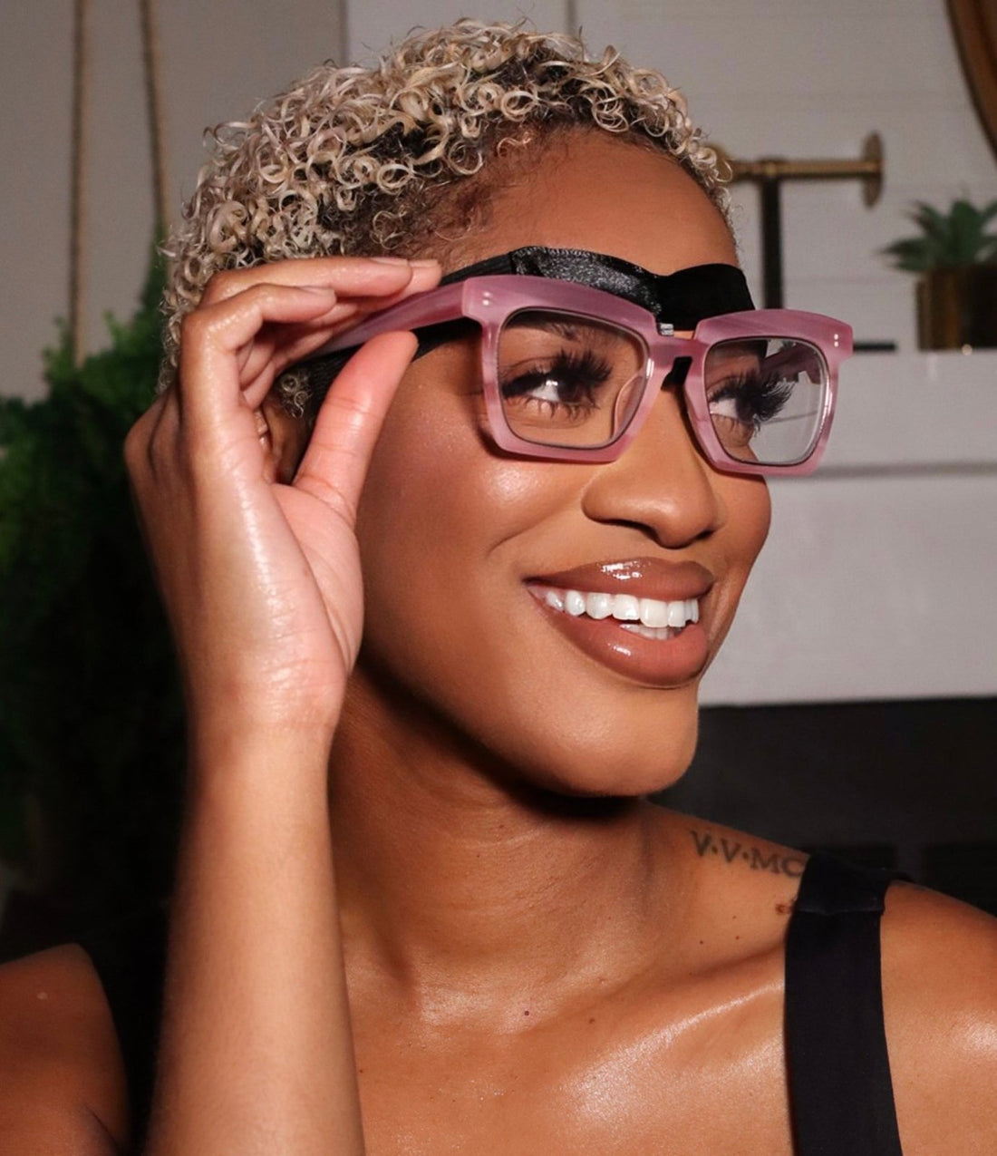 How To Wear Glasses Without Touching Nose - OpticBridge